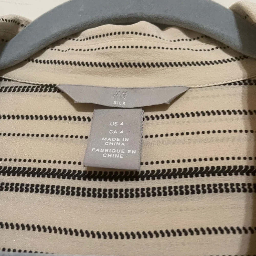 H&M Black and Cream Casual Button Down Shirt - Picture 5 of 5